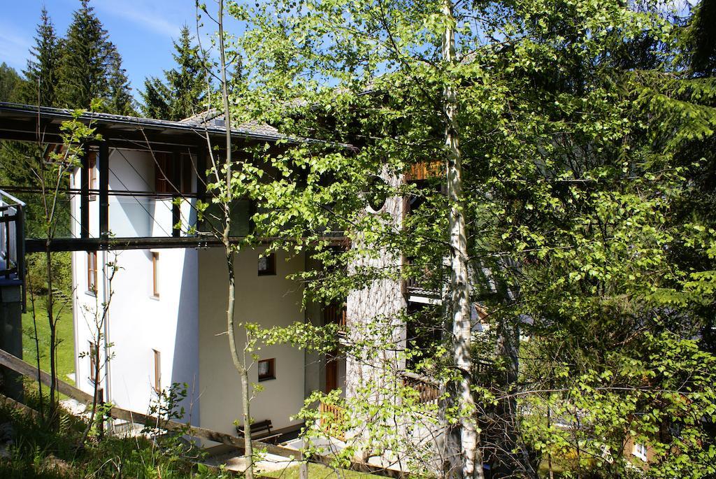 Haus Im Turm Apartment Bad Kleinkirchheim Exterior photo